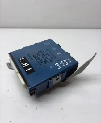Lexus IS 220D-250-350 Light module LCM 8994053010 10R021658 0319000530