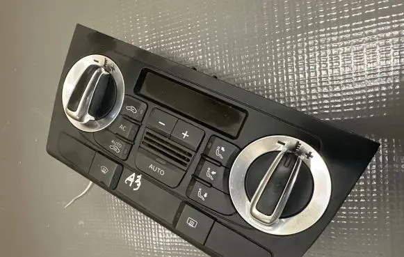 Audi A3 S3 A3 Sportback 8P Climate control unit 8P0820043BM A2C53380926