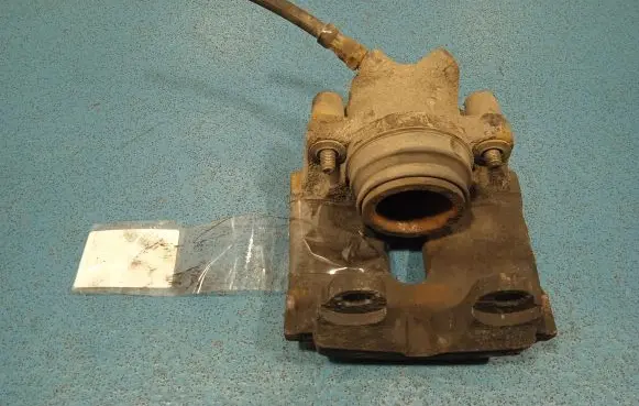 BMW X3 E83 Front brake caliper