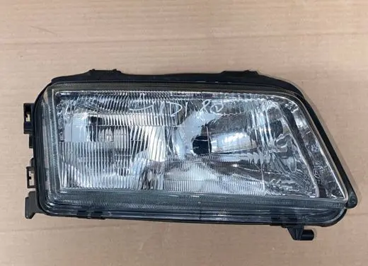 Audi A4 S4 B5 8D Headlight/headlamp 1307022195