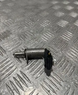 Audi A4 S4 B8 8K Camshaft vanos timing valve C271302302