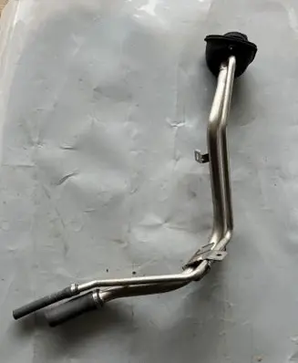 Volvo V50 Fuel tank filler neck pipe 