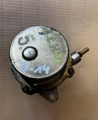 Peugeot 607 Vacuum pump 9645141380 03T1130012 70002701A