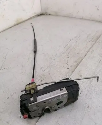 Opel Zafira B Rear door lock