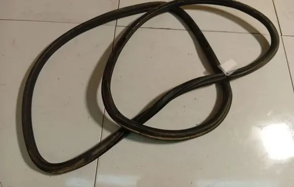Audi A3 S3 8P Rubber seal front coupe door 