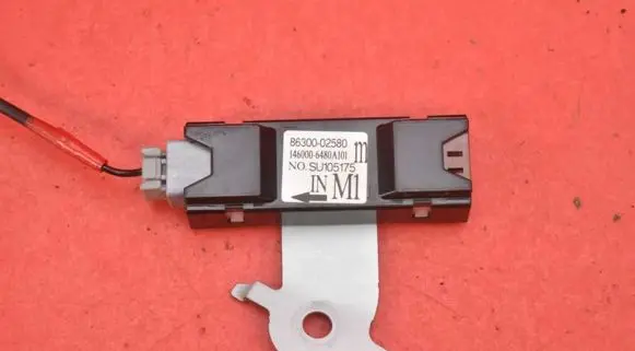 Toyota Corolla E10 Aerial GPS antenna 86300-02580