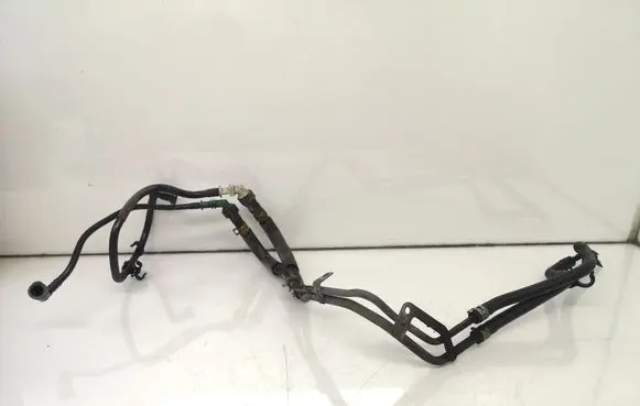 Suzuki Grand Vitara I Fuel line pipe