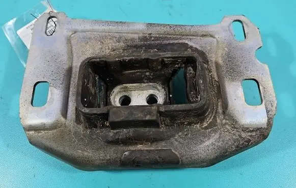 Citroen C5 Aircross Engine mount vacuum valve 9812667680 IMPRK1561390