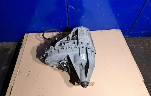 Lincoln Navigator Gearbox transfer box case AL747A195DB