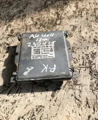 Audi A4 S4 B9 Xenon control unit/module 7pp941572ab