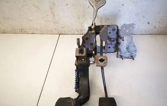 Citroen C4 I Brake pedal 9650774380