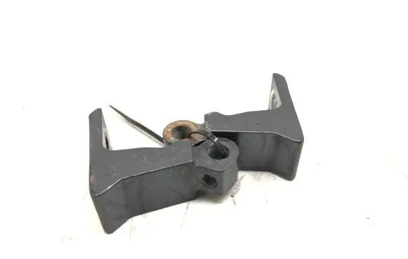 Audi A4 S4 B8 8K Front door lower hinge 8K0831401B AGDEM