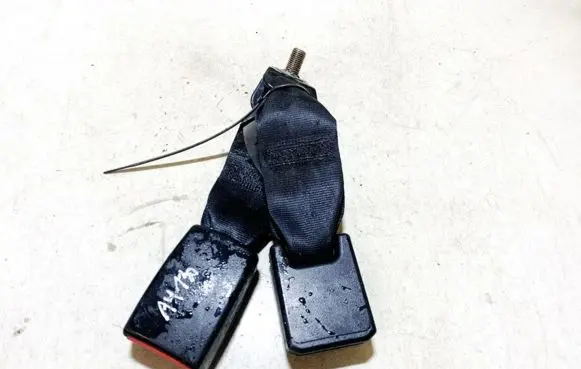 Mazda 3 I Middle seatbelt buckle (rear) 