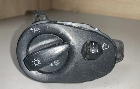 Ford Focus Light switch 98AG13A024CH 020419C 04052524