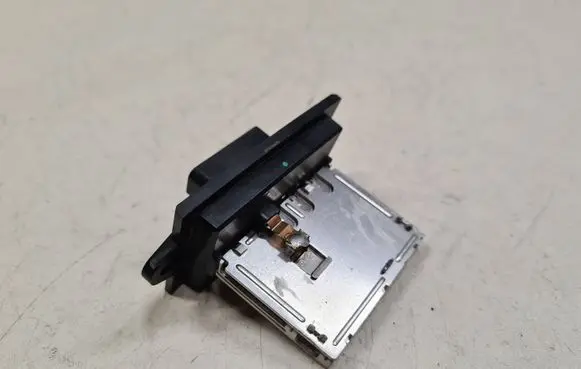 Suzuki SX4 Heater blower motor/fan resistor 88602