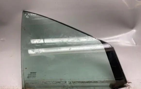 Renault Scenic II - Grand scenic II Front door vent window glass four-door 43R00049 43R00040