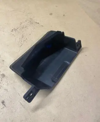 KIA Carens III Air intake duct part 28221A4000 1122360S01