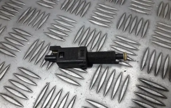 Volkswagen PASSAT B5 Brake pedal sensor switch 191945515