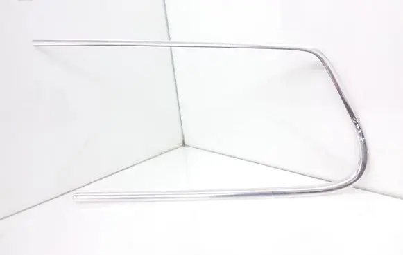 Volkswagen PASSAT B6 Rear side glass trim 3C9853345