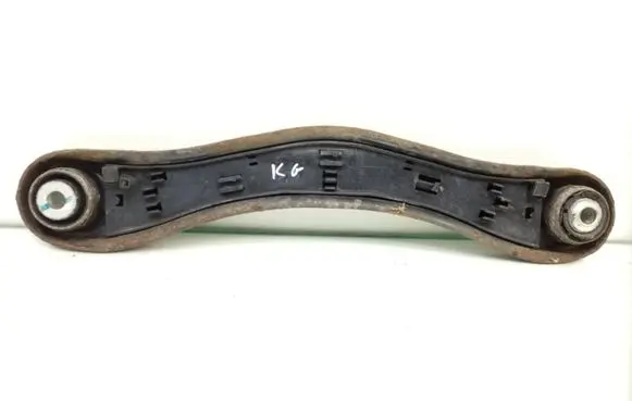 Rear control arm