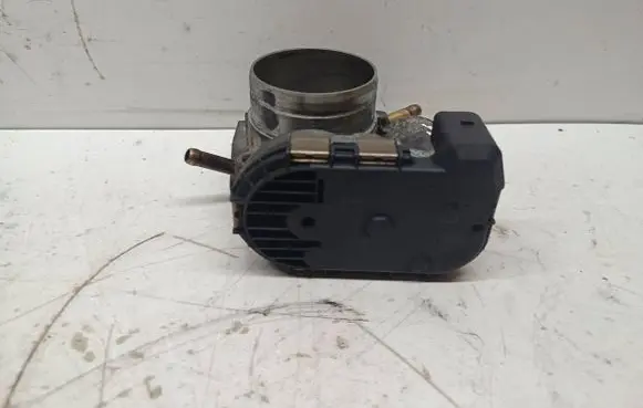 Audi A3 S3 8L Throttle valve 06A133062F