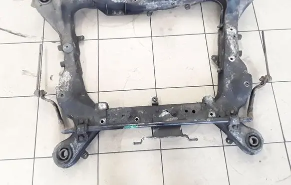 Volvo XC70 Front subframe 30793296