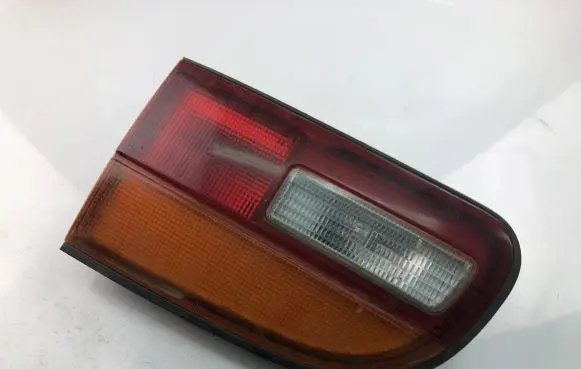 Mitsubishi Space Gear Tailgate rear/tail lights 22687009