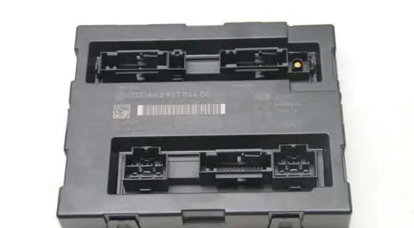Audi A5 8T 8F Comfort/convenience module 8K0907064DC