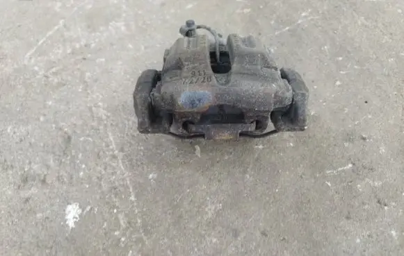 BMW X1 E84 Rear brake caliper