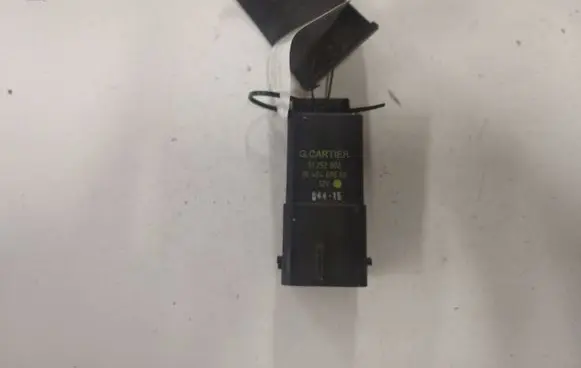 Citroen C5 Glow plug pre-heat relay 51252002 9640469680