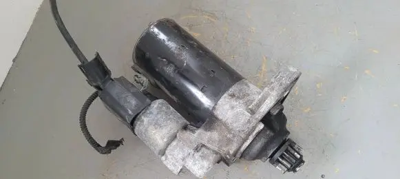 Volkswagen Touran II Starter motor 02Z911024H
