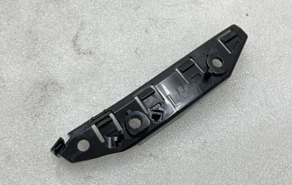 Tesla Model 3 Front bumper mounting bracket 108418100E