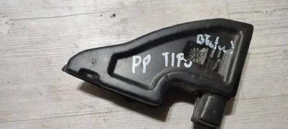Fiat Tipo Fender foam support/seal 