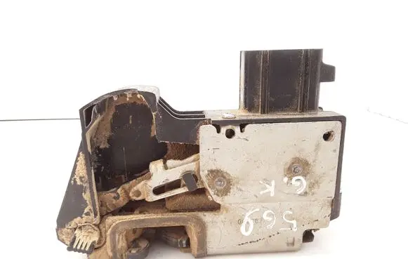 Ford Maverick Rear door lock D8ZBL6