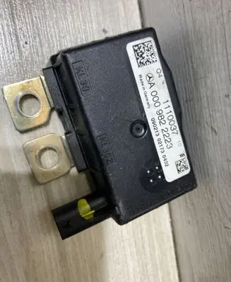 Mercedes-Benz E W212 Power management control unit A0009822223