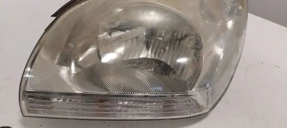 KIA Sportage Headlight/headlamp E131750094 133700 RHD0094