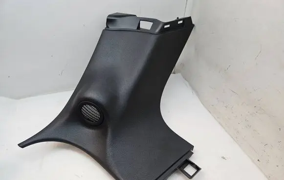 Jeep Grand Cherokee (D)pillar trim (top) 4097520 5VP15DX9AC