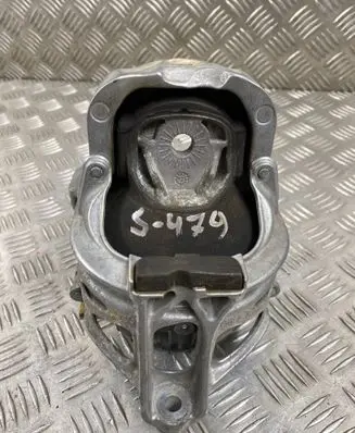 Audi Q7 4M Engine mount bracket 4M0199372FF