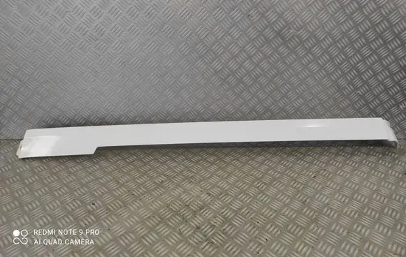Mercedes-Benz Vito Viano W447 Sliding door rail trim A4476900370