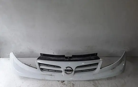 Nissan Primastar Front grill 