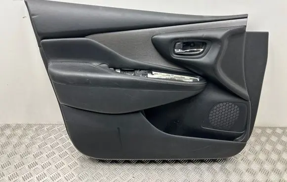 Nissan Murano Z52 Front door card panel trim