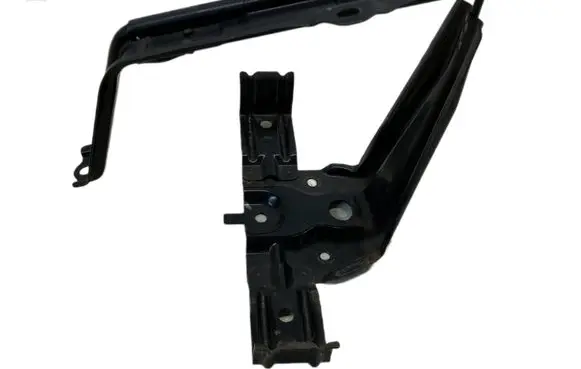Toyota Prius (XW30) Battery bracket 