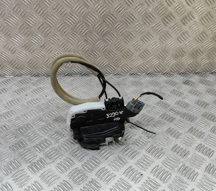 Nissan Leaf II (ZE1) Front door lock 805003NL6B