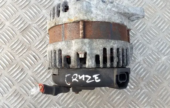 Chevrolet Cruze Generator/alternator 13579675