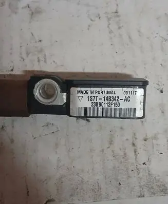 Ford Mondeo Mk III Airbag deployment crash/impact sensor 1S7T14B342AC