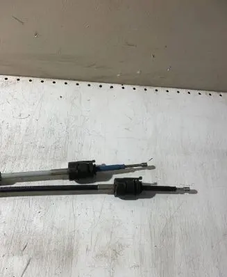 Gear shift cable linkage