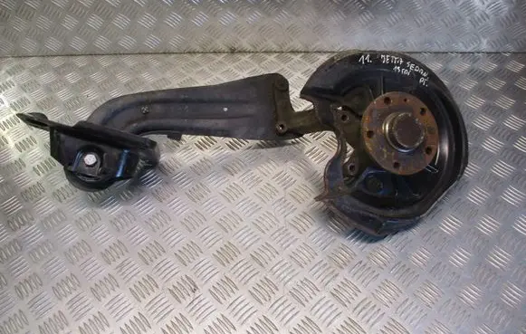 Volkswagen Jetta V Rear control arm