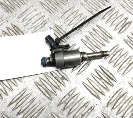 Fuel injector