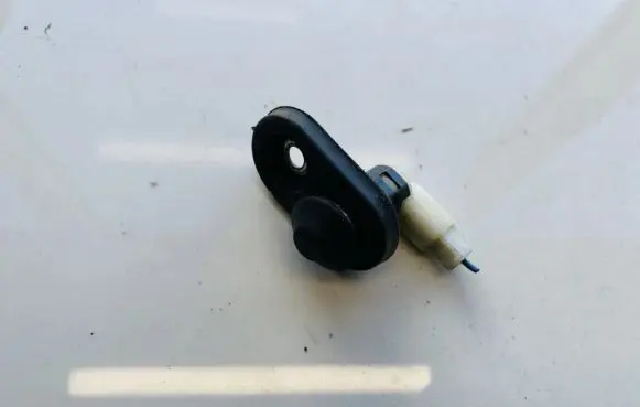 Toyota Avensis Verso Front door sensor coupe 