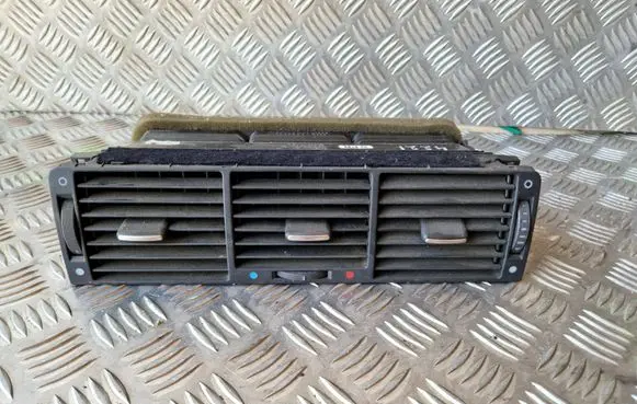Audi A8 S8 D2 4D Dash center air vent grill 4D0820951J 4D0820961